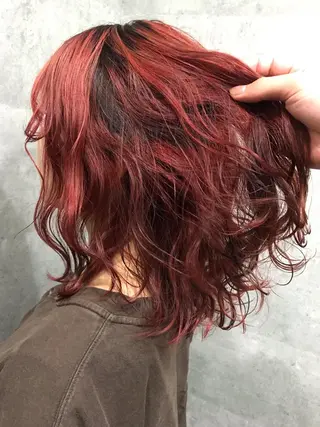 ミディアム DopeLIT モデル募集中のヘアスタイル