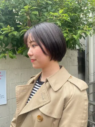 ショート カラー les baladins du miroir所属・🍃YURI 🍃のヘアスタイル