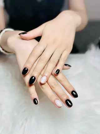 ネイル Aura Nail サロン所属・AURA NAILのネイルデザイン