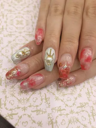 ネイル Piacere所属・Piacere 絵美のネイルデザイン