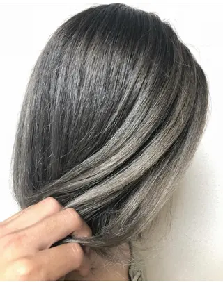 ショート カラー パーマ ヘアアレンジ メンズ キッズ ネイル マツエク・マツパ 酸性ストレート 髪質改善大槻勇樹のヘアスタイル