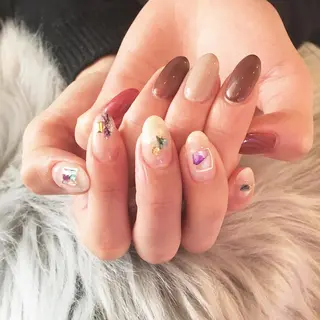 ネイル revia所属・ERI Nailistのネイルデザイン