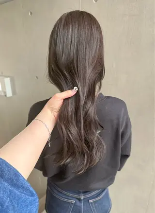 ロング カラー 透明感カラー🪡🤍 nanao🤍🪡のヘアスタイル