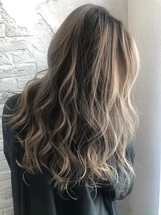 ロング カラー olino 【オリノ】西田辺のヘアスタイル