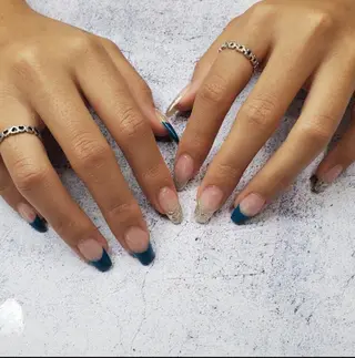 ネイル nailstudio eviz新宿店のネイルデザイン
