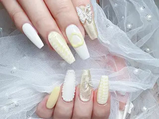 ネイル M🌷nail 長さだし専門店のネイルデザイン
