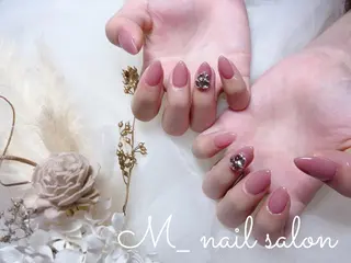 ネイル M_nail salon所属・M_ nail salonのネイルデザイン