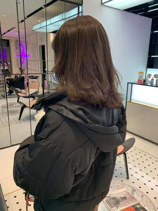 ミディアム カラー ハッシュカット/ハイ トーン/MANAMIのヘアスタイル