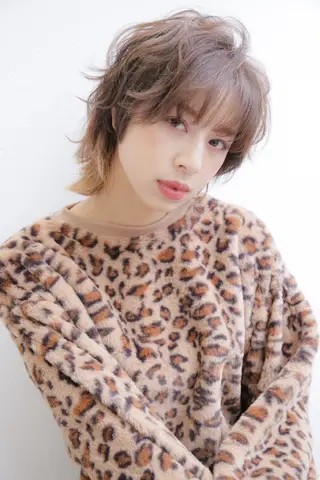 ミディアム GARAGE所属・GARAGE ガレージのヘアスタイル