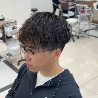 ショート パーマ メンズ SALOWIN名古屋Suite店所属・名古屋のメンズ特化 美容師/わたるのヘアスタイル