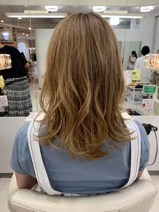 ロング カラー パーマ ヘアアレンジ 木下 修兵のヘアスタイル