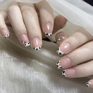 ネイル RAFFINE haru🦋🩵のネイルデザイン