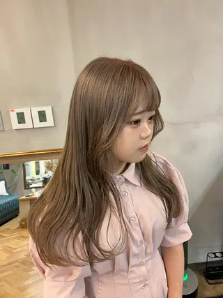 ロング カラー miyu /レイヤー/ブリーチのヘアスタイル