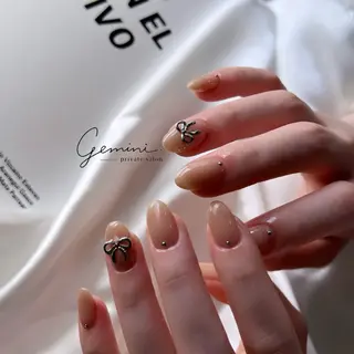 ネイル Gemini. 【ジェミニ】のネイルデザイン