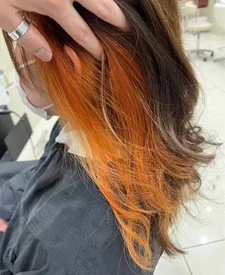 カラー 林 美月のヘアスタイル