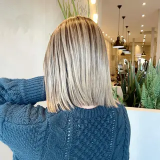 ミディアム カラー アンドウ ユウ/ レイヤーカット/韓国のヘアスタイル