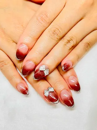 ネイル ユリシスネイル 担当近藤のネイルデザイン