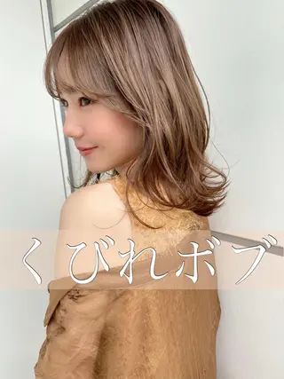 ミディアム カラー 結べるレイヤーボブ くびれLady表参道のヘアスタイル