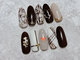 ネイル Nail •Head スパFortunaのネイルデザイン