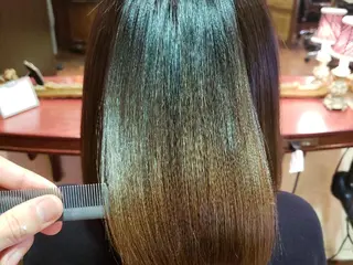 ミディアム 艶髪✨ハイトーン ✨ホワイト✨北宗一郎のヘアスタイル