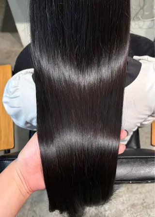 ロング KASUMI/noi 金山/カラーモデルのヘアスタイル