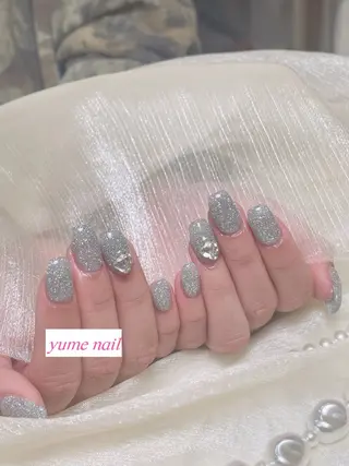 ミディアム ヒエン NAILのネイルデザイン