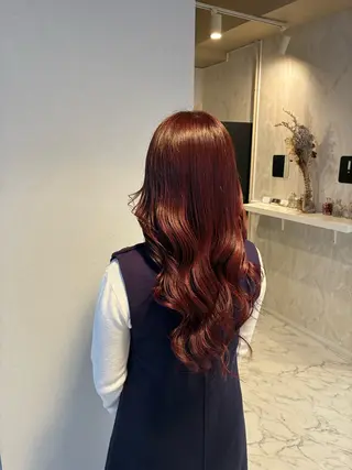 カラー ハナダ メイのヘアスタイル