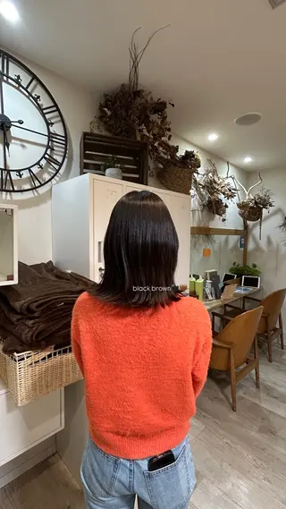 カラー 白川 惺佳のヘアスタイル