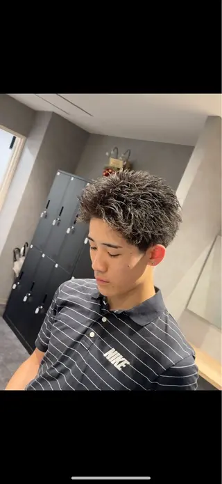 ショート メンズ メンズパーマ特化 美容師kouyaのヘアスタイル