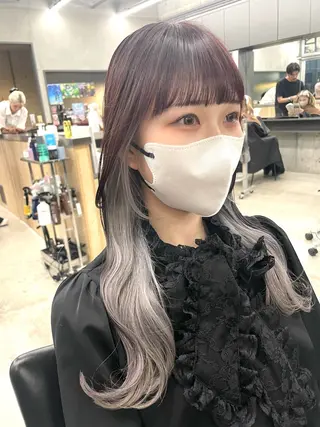 セミロング カラー SALOWIN池袋East店3F所属・インナーカラー 推し ブリーチ 髪質改善のヘアスタイル