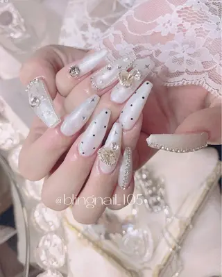 ネイル 23時まで❤︎韓国、 ワンホンネイルのネイルデザイン