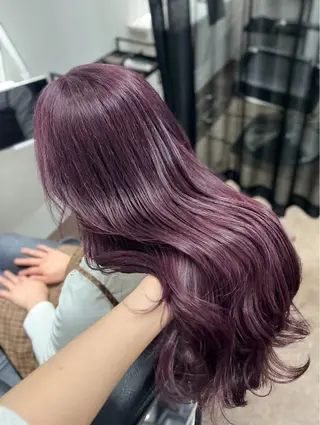 ロング カラー 本木下朋花/髪質 改善×ダブルカラーのヘアスタイル