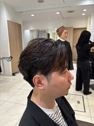 パーマ メンズ 山本 侑平のヘアスタイル