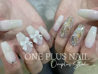 ネイル One Plus Nail Salonのネイルデザイン