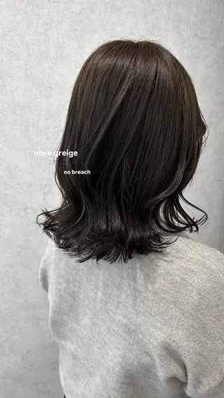 セミロング カラー v-lab studio所属・韓国レイヤーカット/ 艶カラー/ noaのヘアスタイル