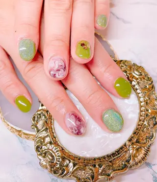 ネイル CROWN プライベートサロンのネイルデザイン