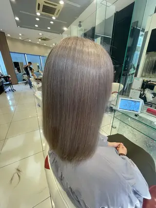 カラー 白髪ぼかし＆ショート 💎YUMAのヘアスタイル