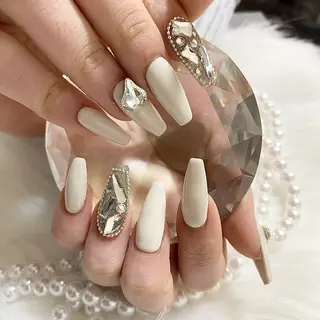 ネイル ayaka ギャルネイル🎀のネイルデザイン