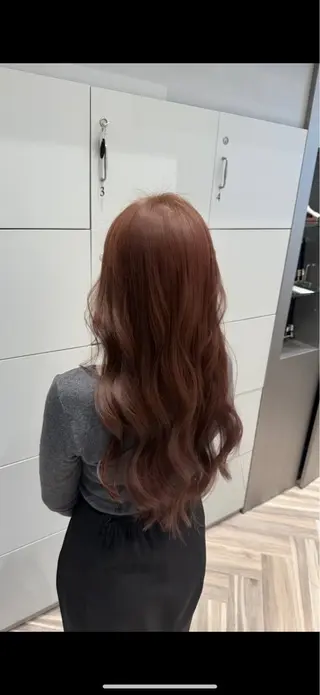 ロング 鈴木 美香のヘアスタイル