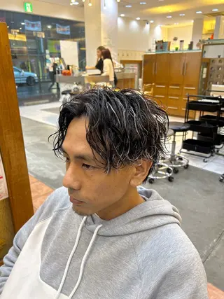 パーマ メンズ 相模大野メンズパーマ 特化　Tumのヘアスタイル