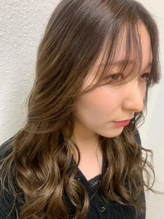 ロング 🧨ブリーチー×ボブ レイヤー💎じゅえるのヘアスタイル