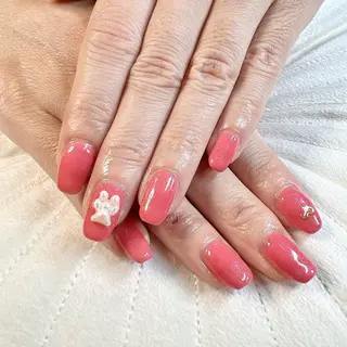 ネイル キャンアイドレッシー六本木店所属・MIKA／耳ツボ ／マグネットネイルのネイルデザイン