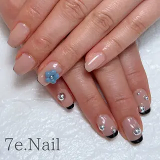 ネイル 7e. Nailのネイルデザイン