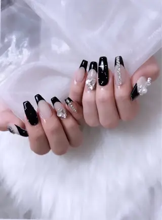 ネイル 高草木 桃香のネイルデザイン