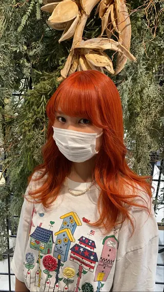 セミロング 🌸cocomi🌸 透明感カラー🩶パリのヘアスタイル