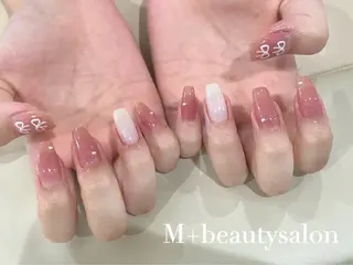 ネイル M+  Beauty Salonのネイルデザイン