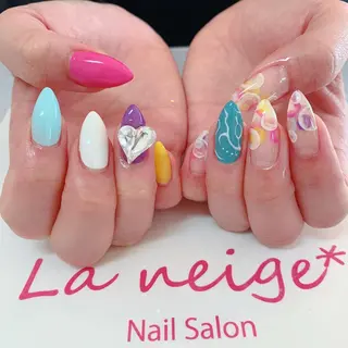 ネイル La neige* yuki 🥯🍑のネイルデザイン