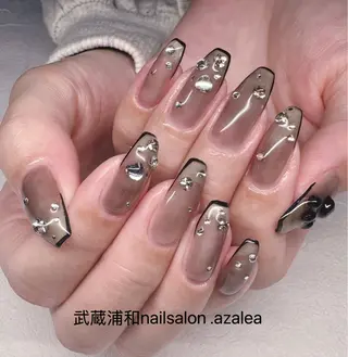 ネイル R inのネイルデザイン