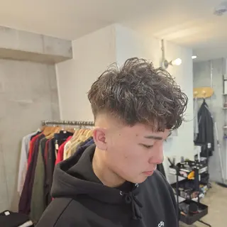 ショート パーマ メンズ MENS HAIR SHOP Good Place&thing所属・安田 大輔のヘアスタイル