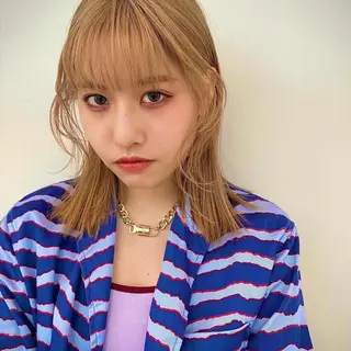 ミディアム ヘアアレンジ 🌻名古屋🌻 🫧ハイトーン🫧のヘアスタイル